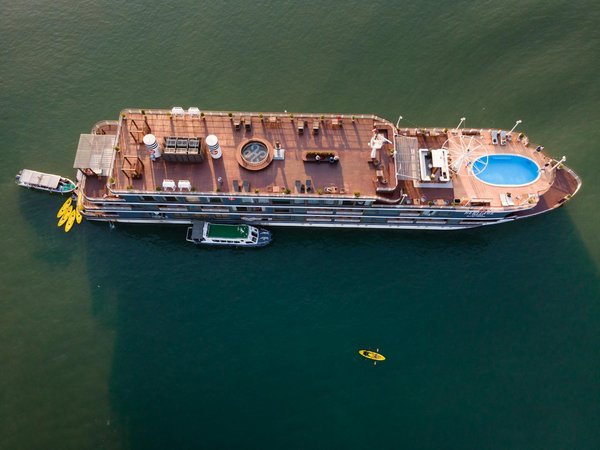 Où pratiquer le snorkeling au milieu des raies manta à Hawaii ?